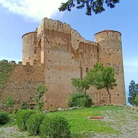 Castello Della Foresta Del Xii Con Vista Mare Vila Praia a Mare