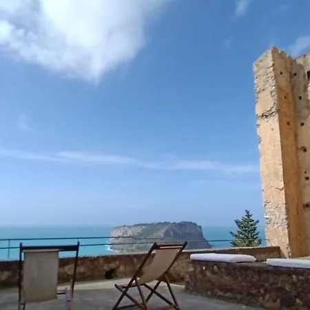 빌라 Castello Della Foresta Del Xii Con Vista Mare