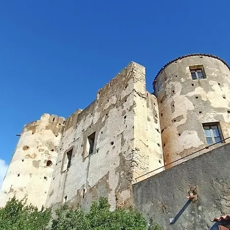 Castello Della Foresta Del Xii Con Vista Mare 빌라 프라이아 아 마레