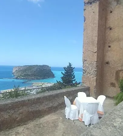 빌라 Castello Della Foresta Del Xii Con Vista Mare 프라이아 아 마레